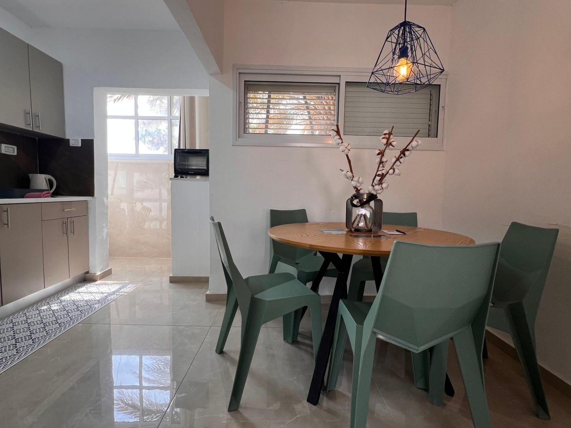 Ferienwohnung King Of The Dead Sea By Crown Neve Zohar Exterior foto